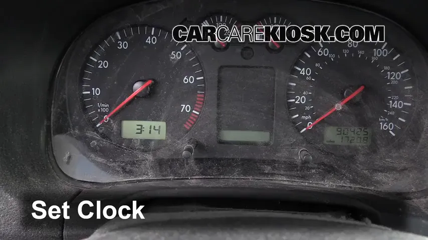 2003 Volkswagen Golf GL 2.0L 4 Cyl. (4 Door) Clock